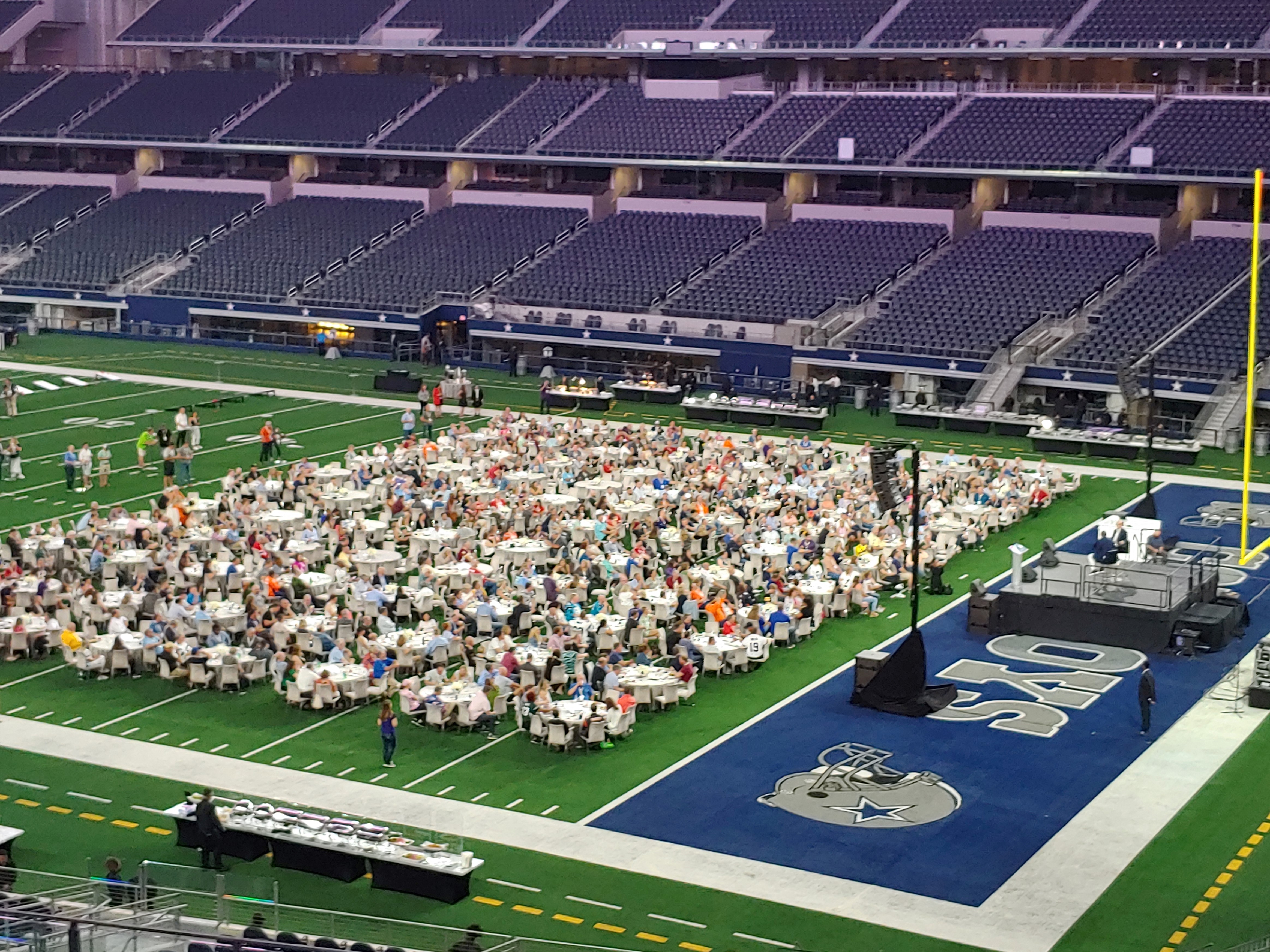 AT&T Stadium - AT&T Stadium Tours, presented by SeatGeek, give NFL fans an  experience of a lifetime. Spend Memorial Day weekend enjoying activities on  the same field that the Dallas Cowboys play